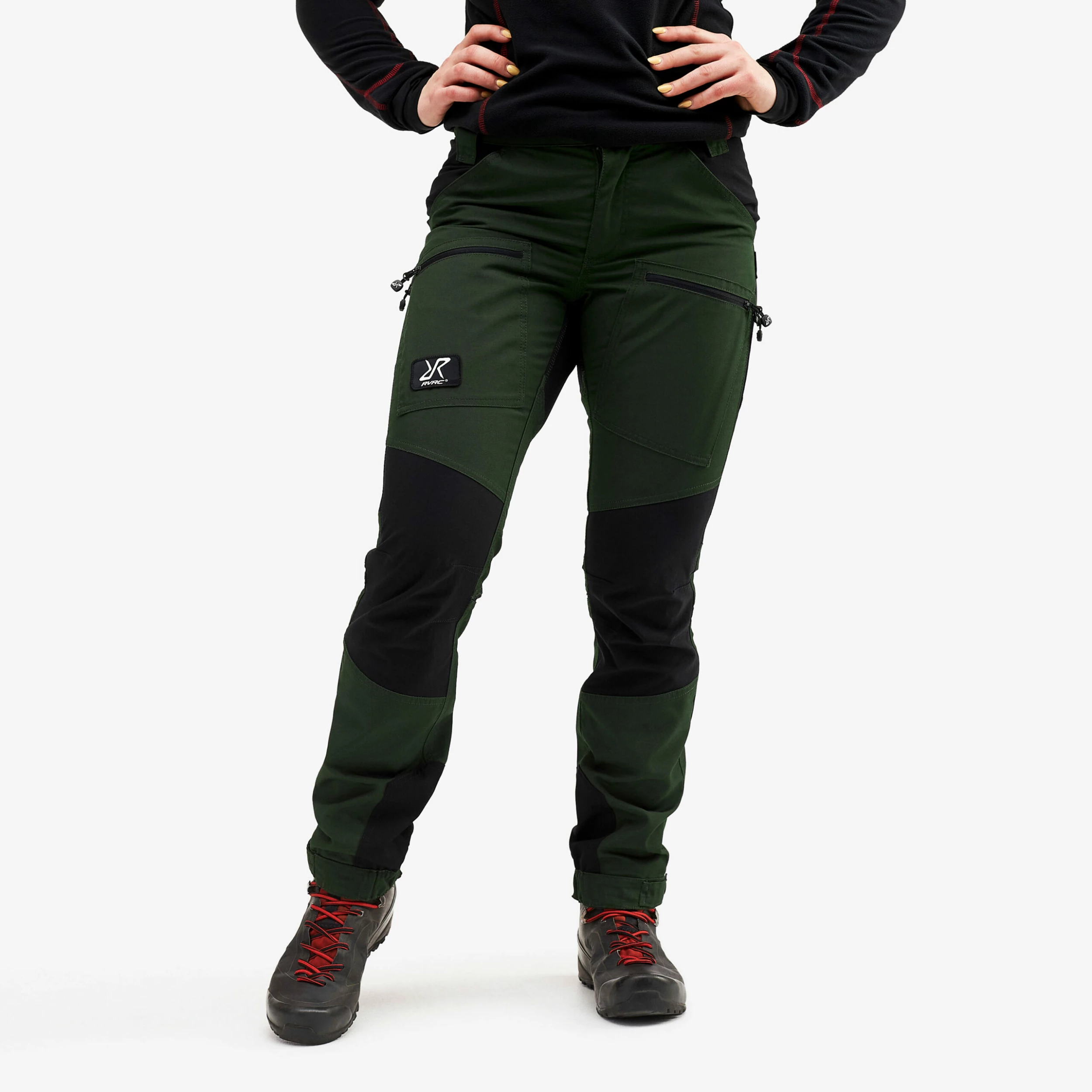 Nordwand Pro Short Trousers Women Forest Green