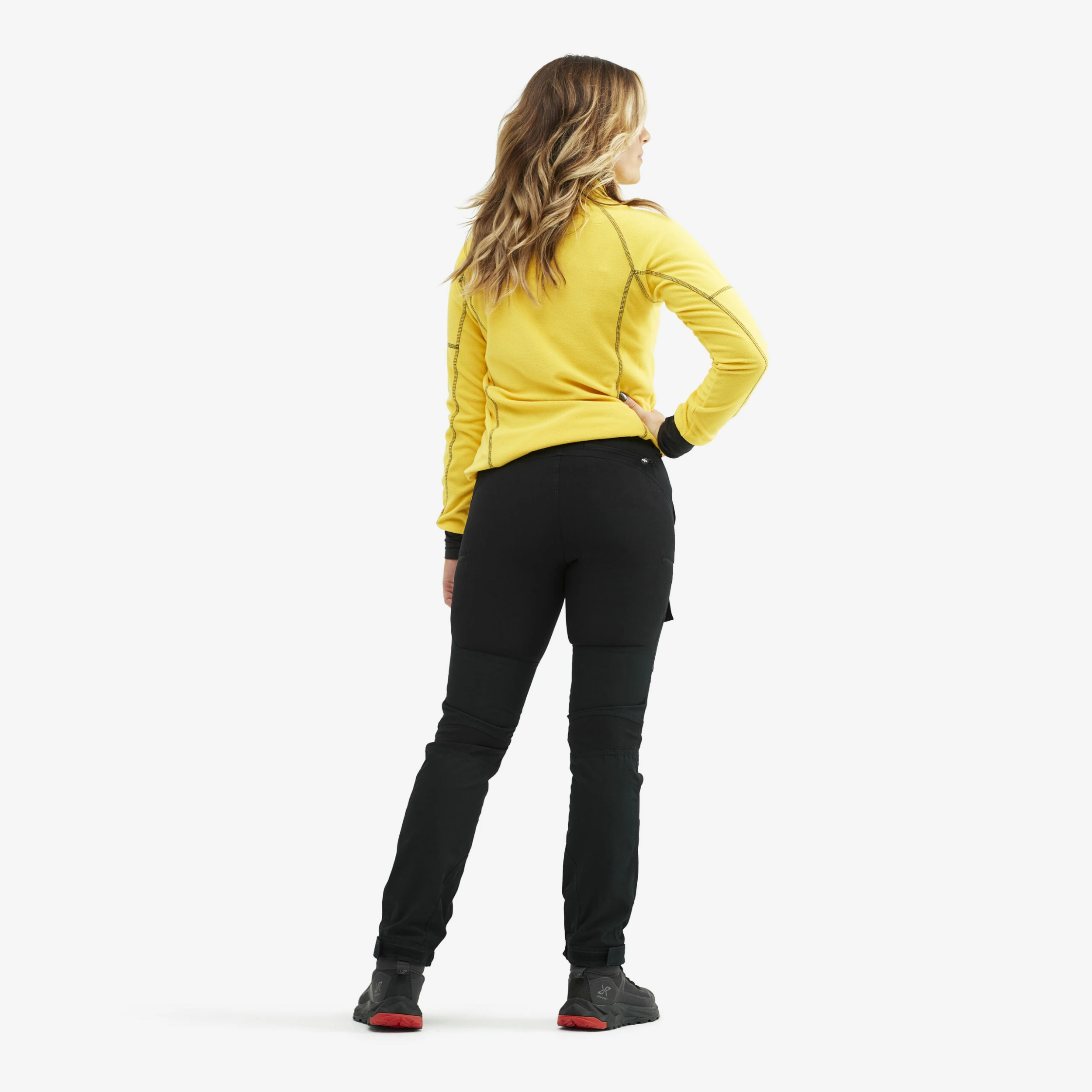 Nordwand Short Trousers Women Jetblack - Image 3