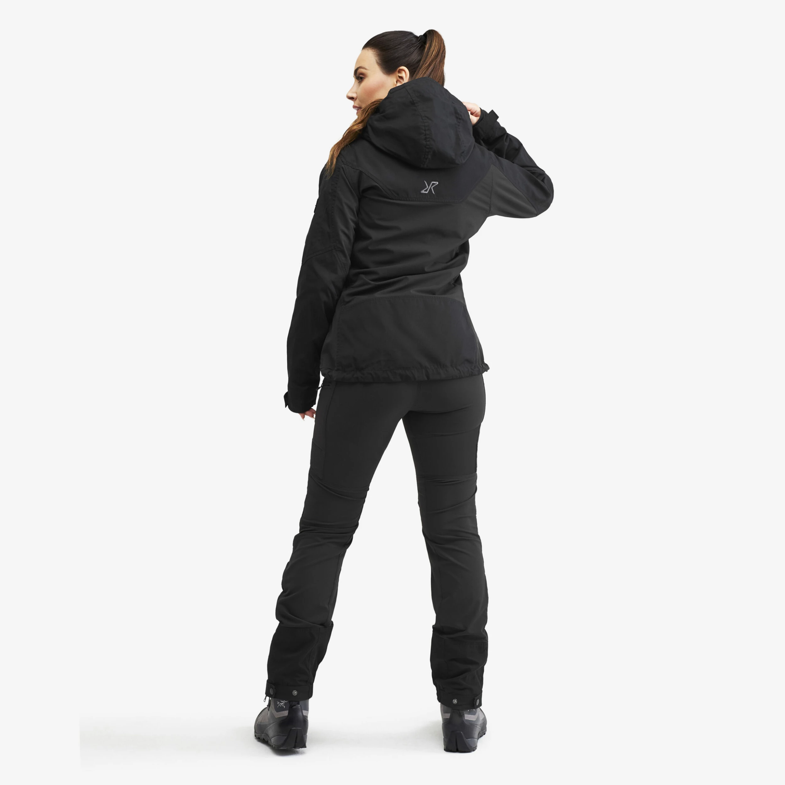 Wander Pro Jacket Women Black - Image 3