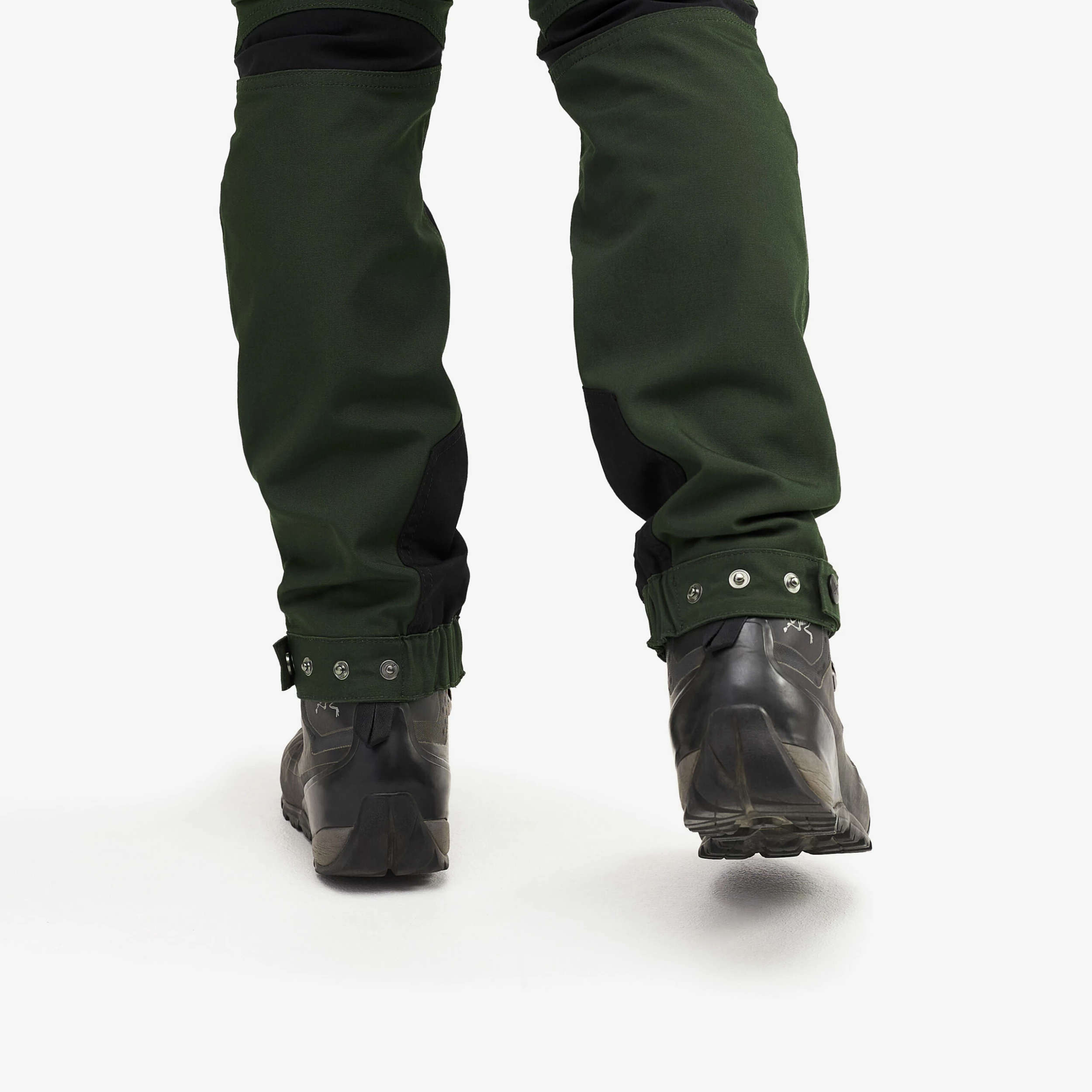 Nordwand Pro Short Trousers Women Forest Green - Image 5