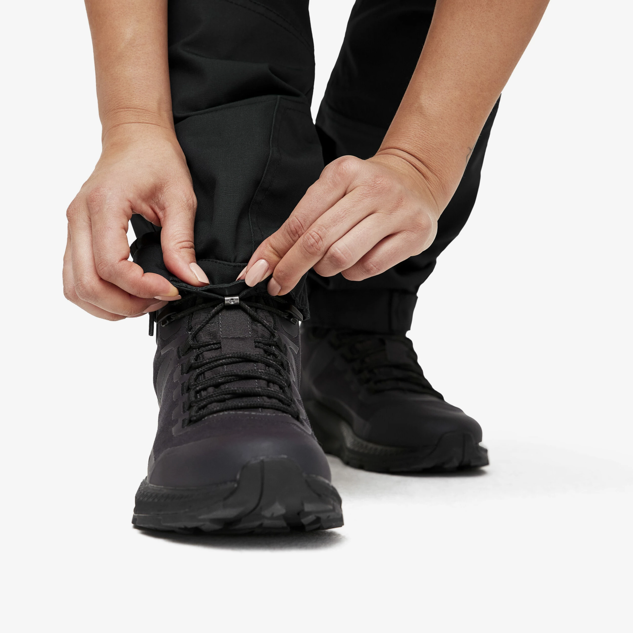 Nordwand Pro Trousers Women Charcoal Black/Porcelain - Image 6